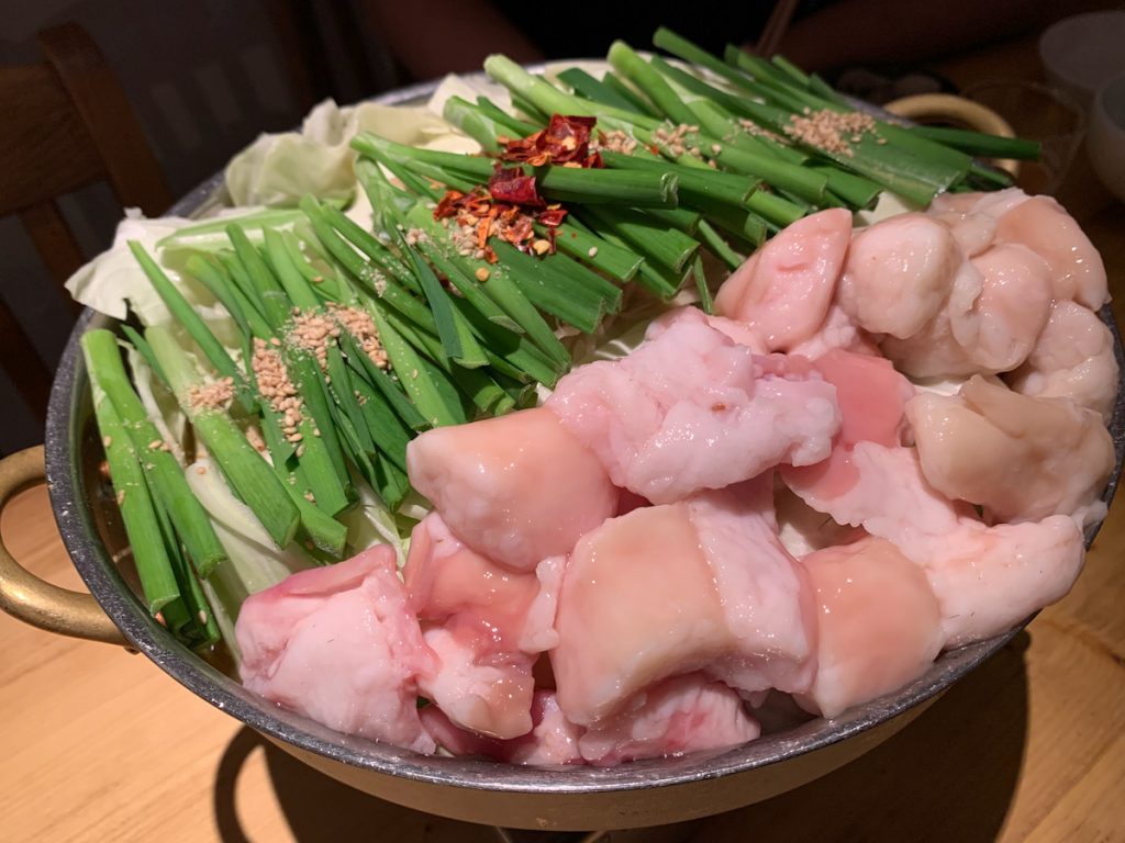 もつ鍋・水炊きこらぁ源総本店の黒毛和牛もつ鍋（醤油味）