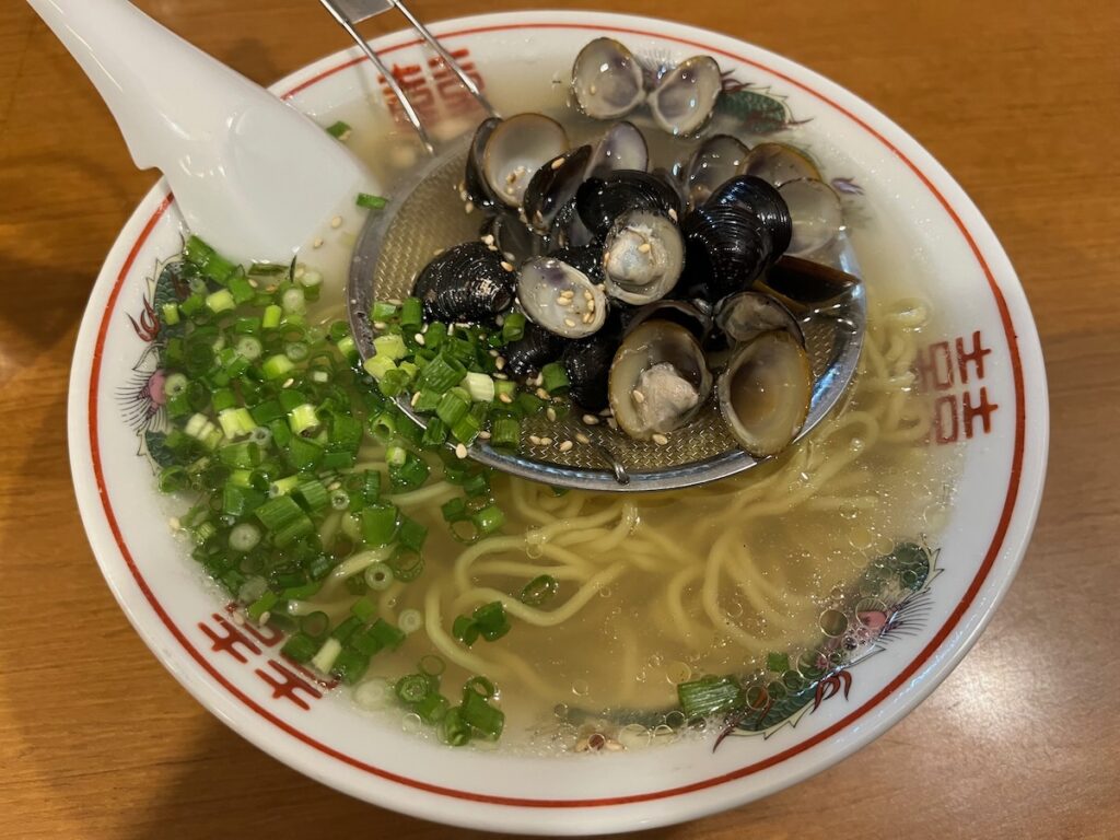 トタン屋のしじみラーメン