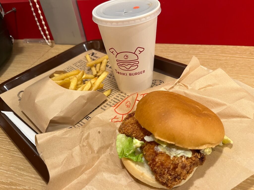 TORIKI BURGER大井町店のトリキバーガーとトリキセット