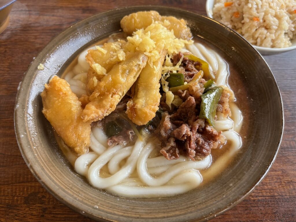 牧のうどん和多田店の肉・ごぼう