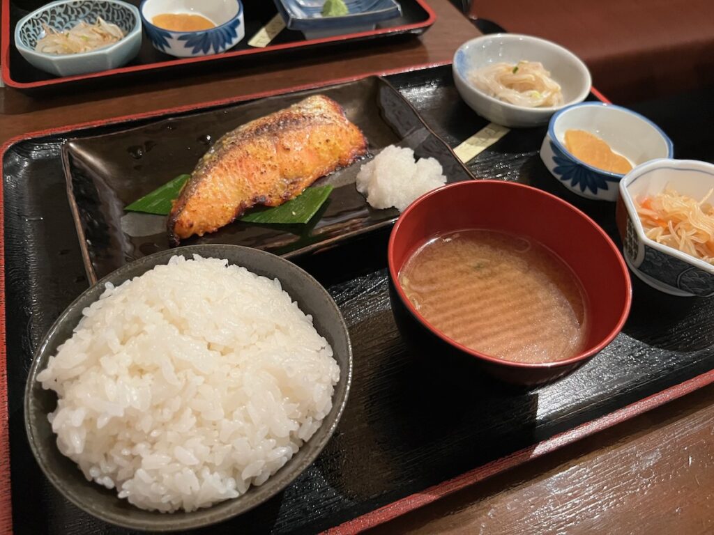 北国の味小熊の焼魚定食