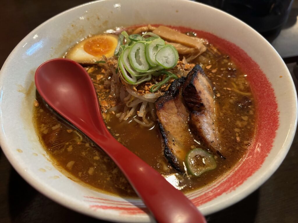 らーめんからしや葛西本店のらーめん