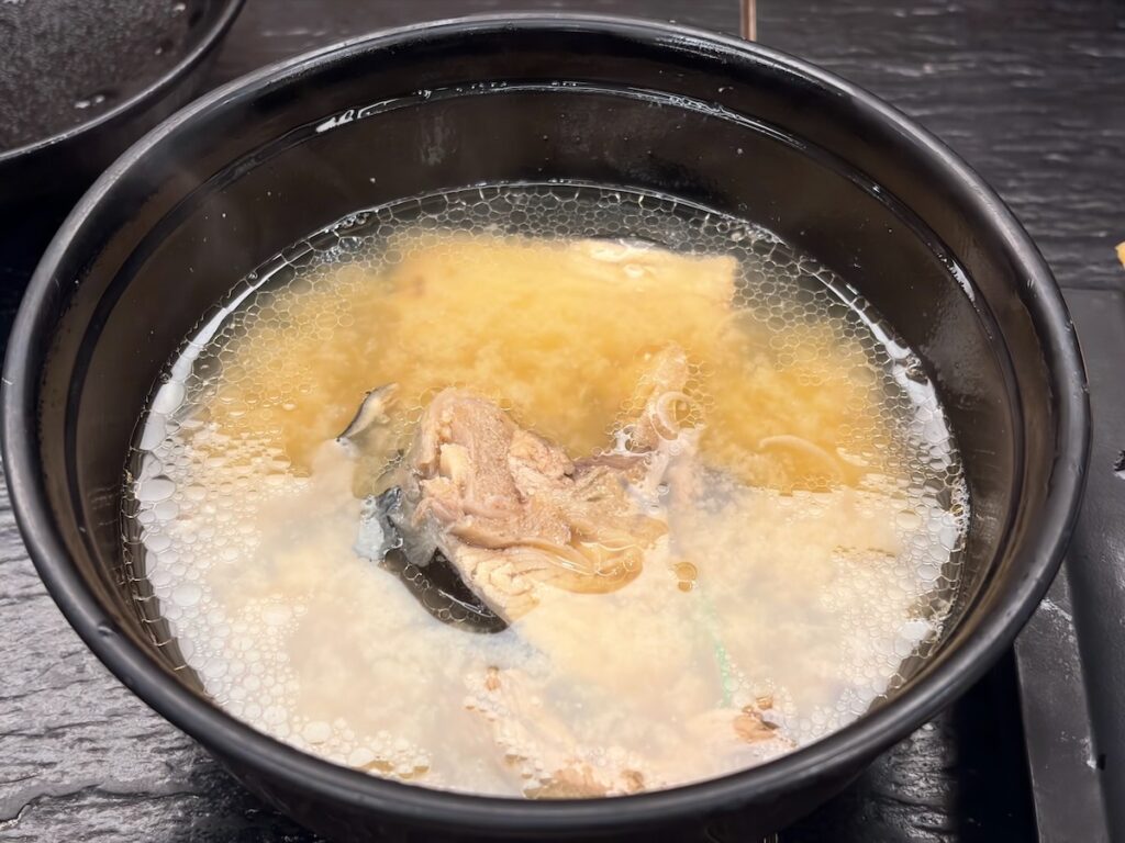 すしざんまい上野店のあら椀