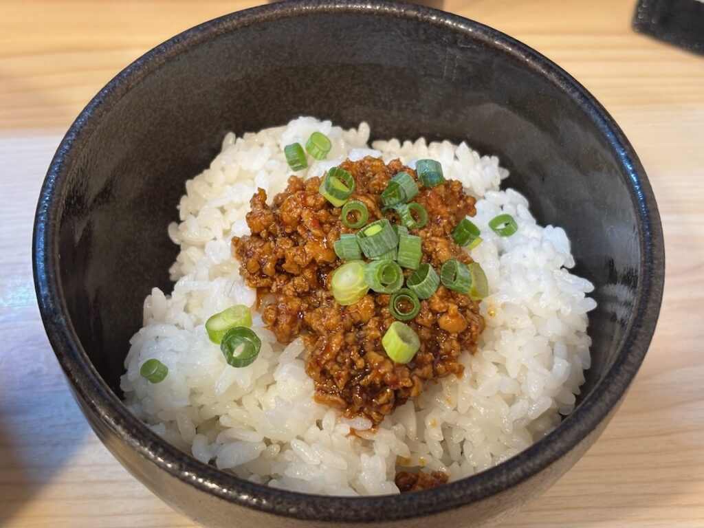 らーめん鶏の一の鶏そぼろご飯