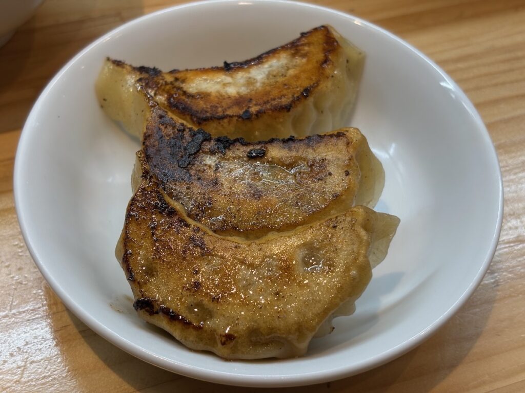 美味しい炒飯の店満福の手作り餃子（3個）