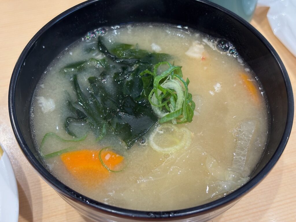 すし銚子丸みずえ店のあら汁