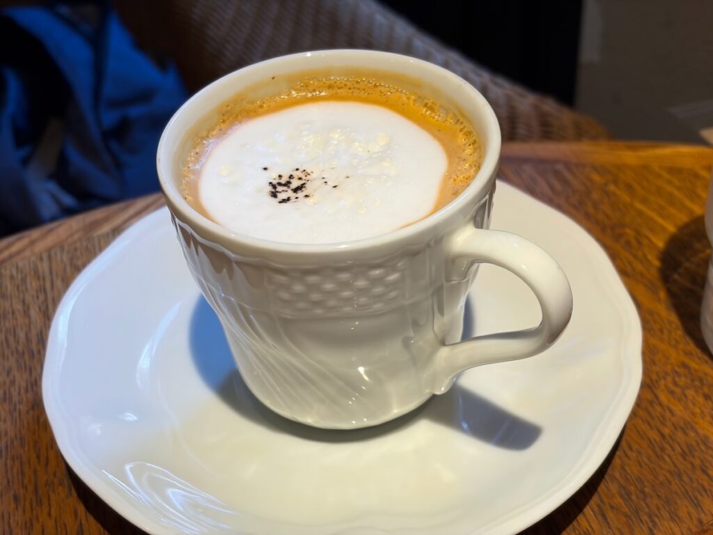 ドトール珈琲農園江戸川店のカプチーノ