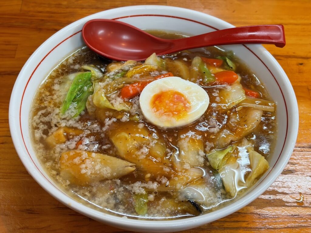 らーめん食堂かみやの広東メン