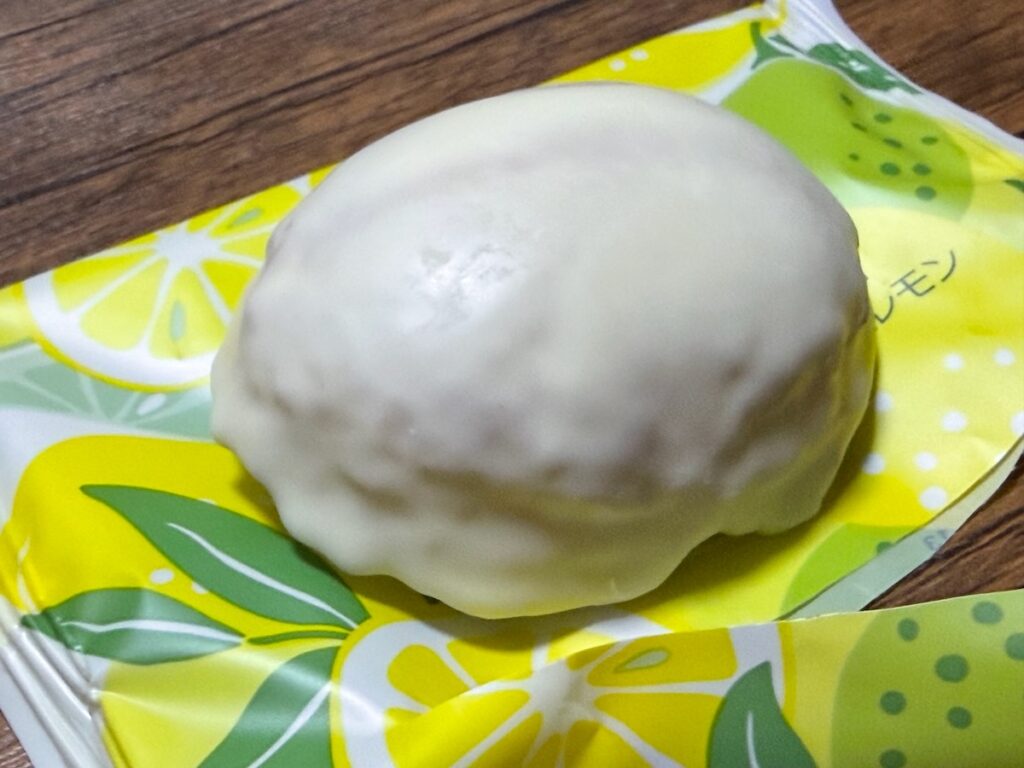 シャトレーゼ一之江店のおひさま香るレモンケーキ