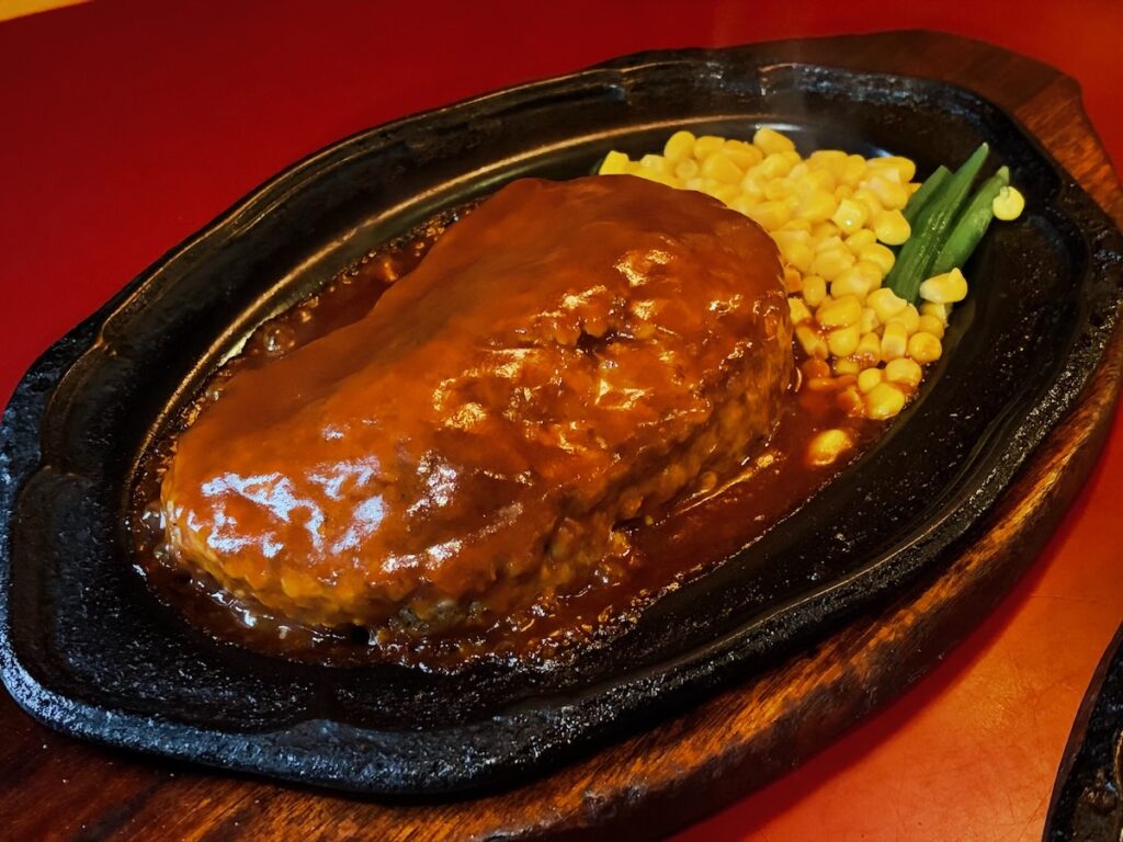 ビリー・ザ・キッド新小岩店のジャンボ・ハンバーグセット