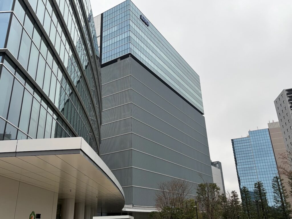 KDDI（TELEHOUSE TOKYO Tama 5）