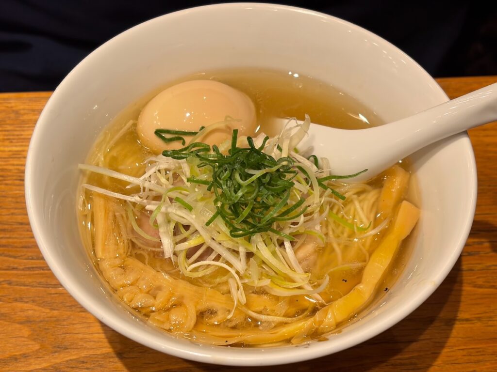 らぁ麺はやし田多摩センター店の塩らぁ麺