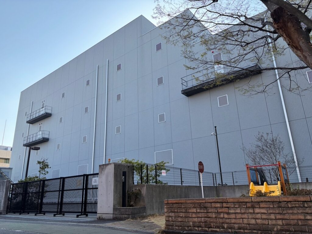 セコムトラストシステムズ（セコムSCセンター新館）