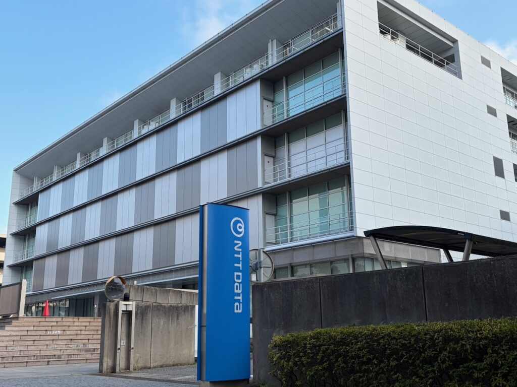 NTTデータ（千葉ニュータウンビル）