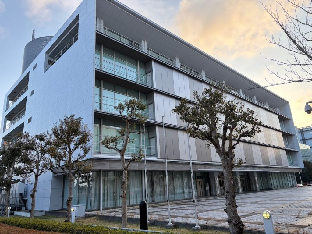 NTTデータ（千葉ニュータウンビル）