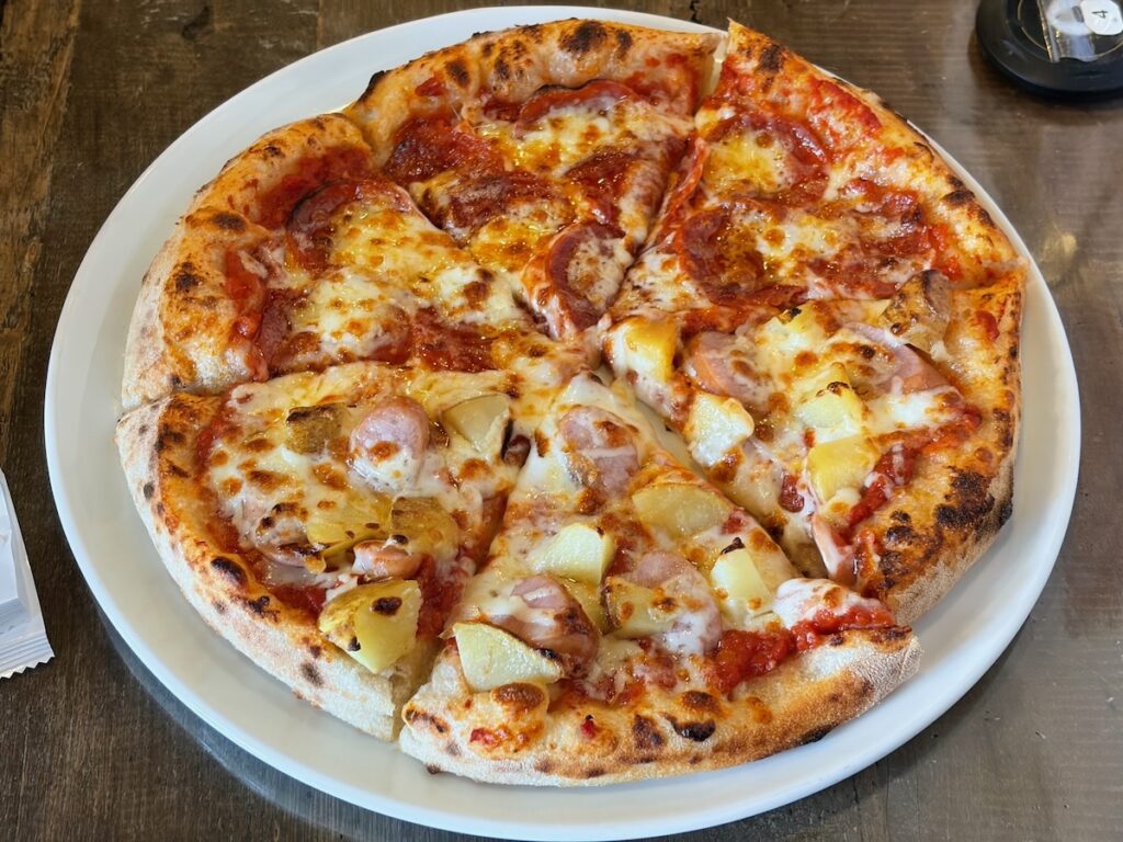 ピザマリーナイチノエのアメリカンハーフ&ハーフ