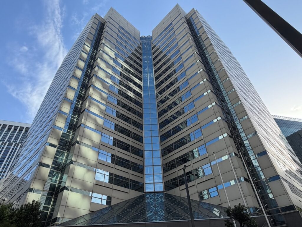 三井不動産（虎ノ門ツインビルディング）