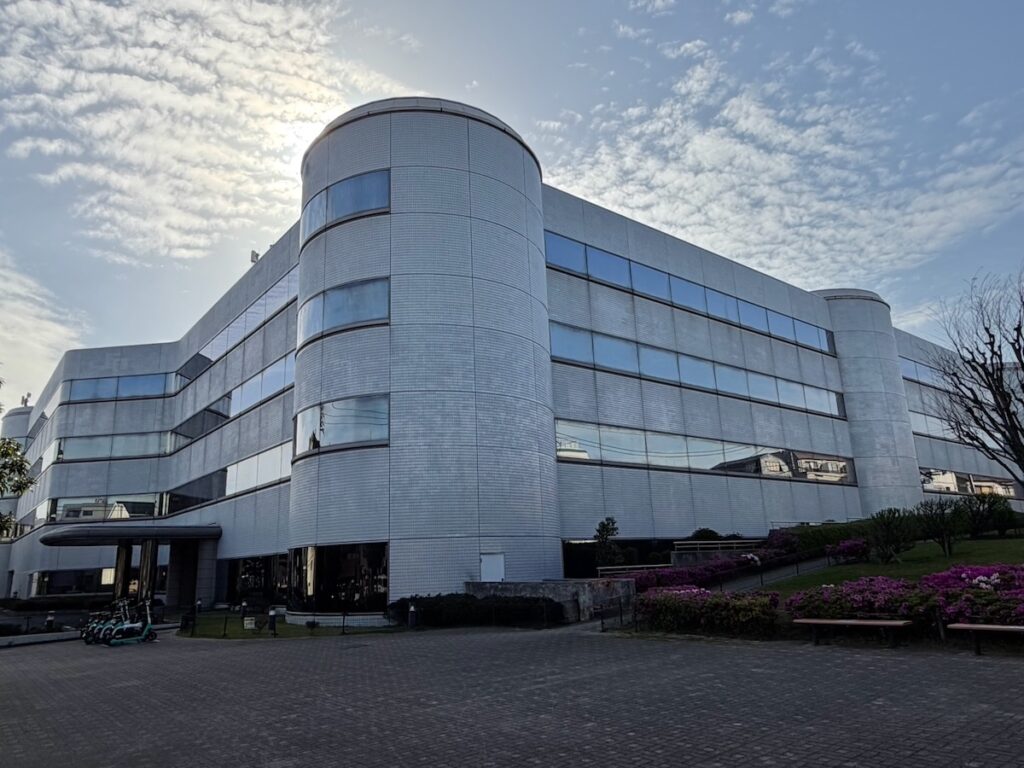 三菱倉庫（NFパークビルディング）