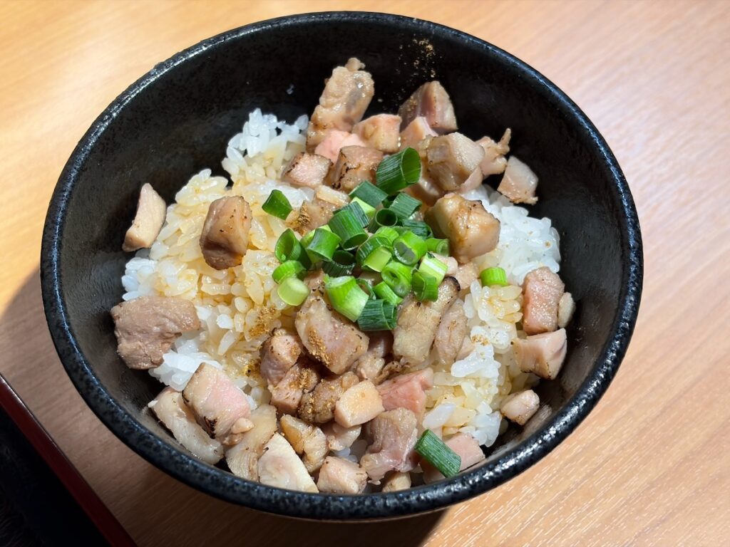 七壱ラーメンのチャーシュー丼