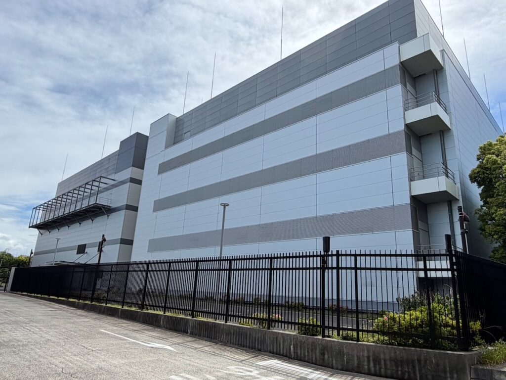 富士通（横浜データセンター）
