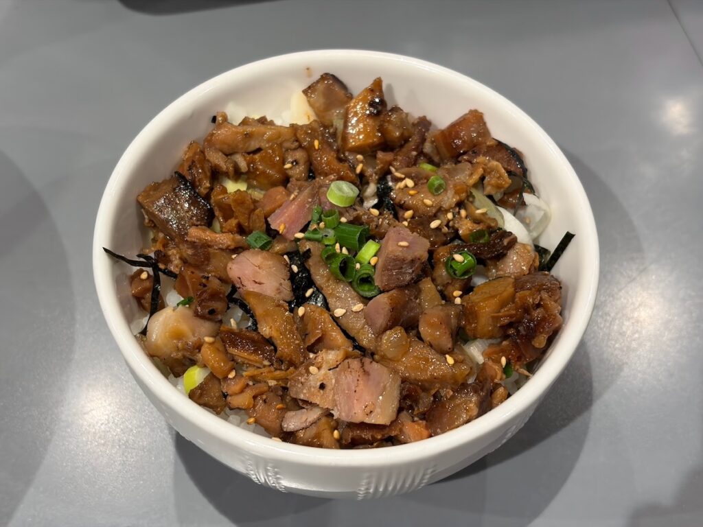 つけ麺一番のチャーシュー丼