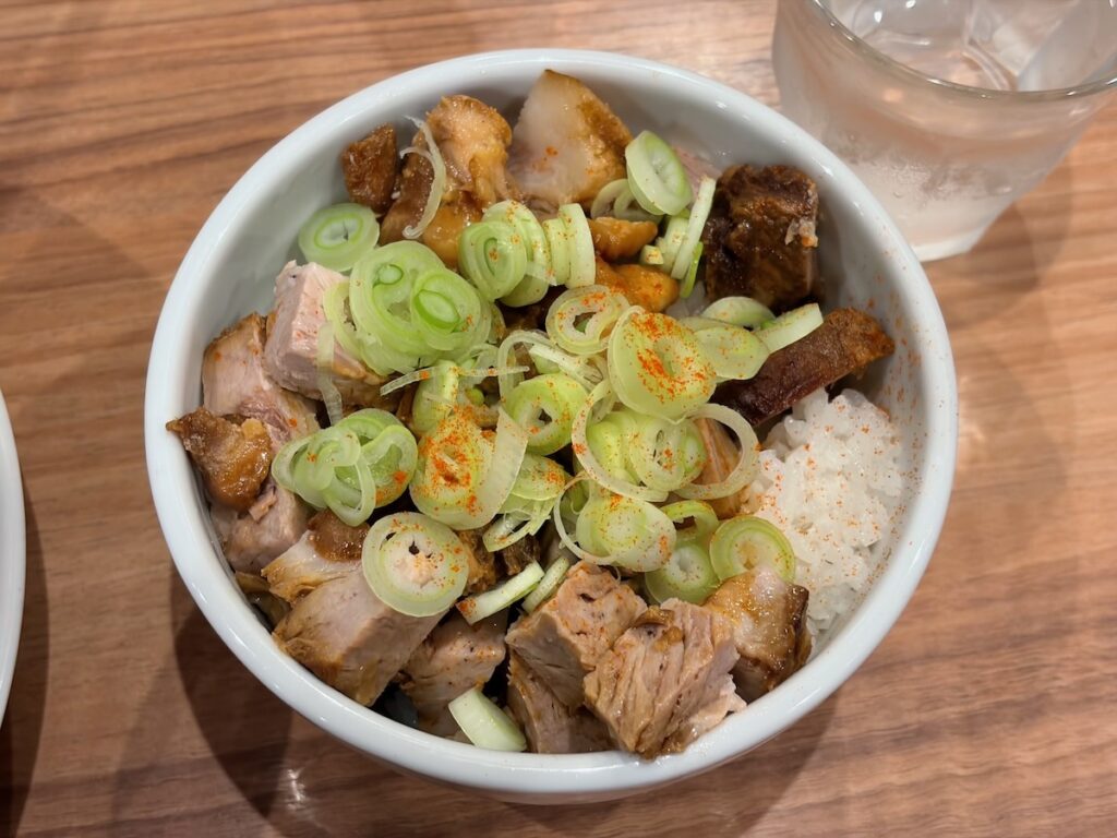 麺処ほん田秋葉原本店の肉めし