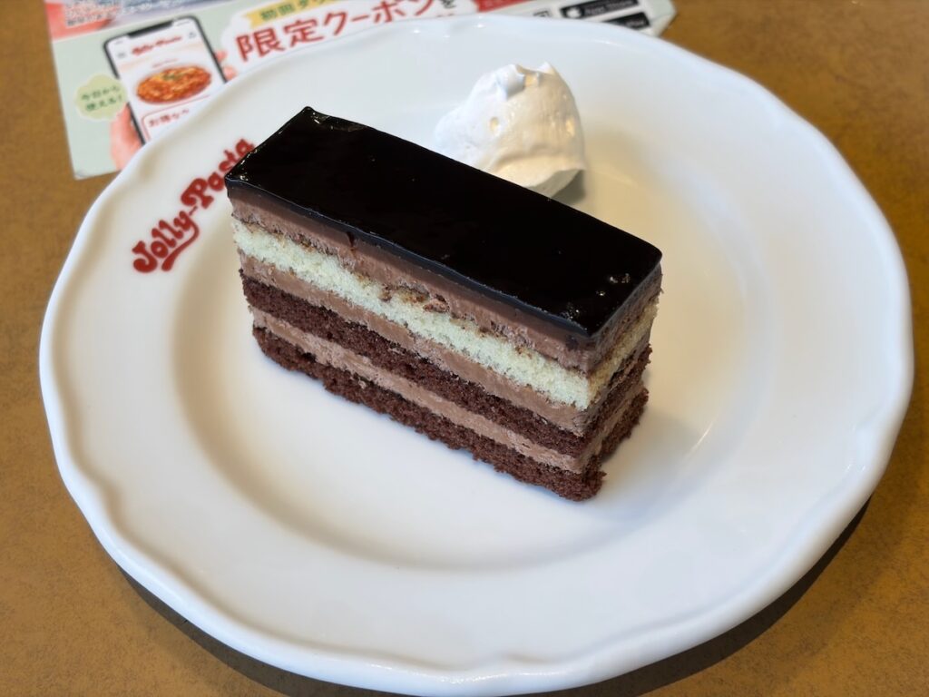 ジョリーパスタ小松川店のトルタショコラータ
