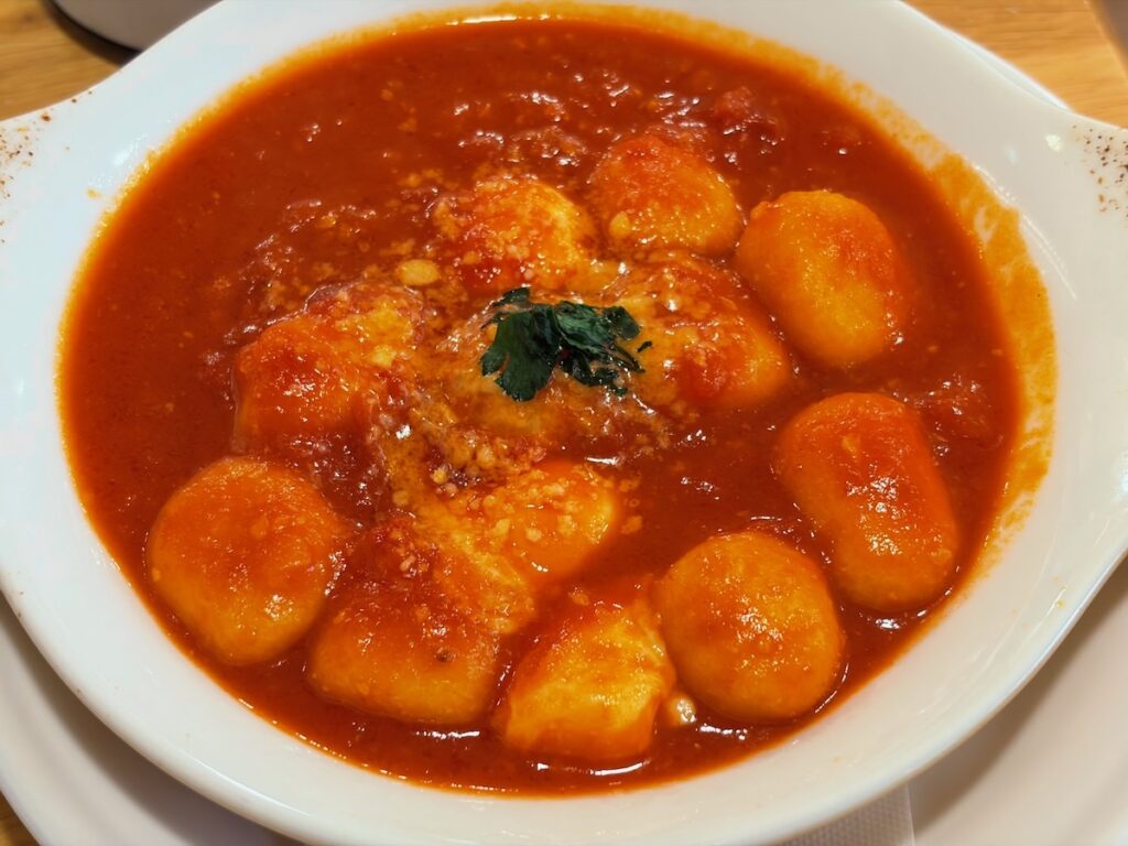 ポポラマーマ瑞江店のニョッキモッツァレラのトマトソース