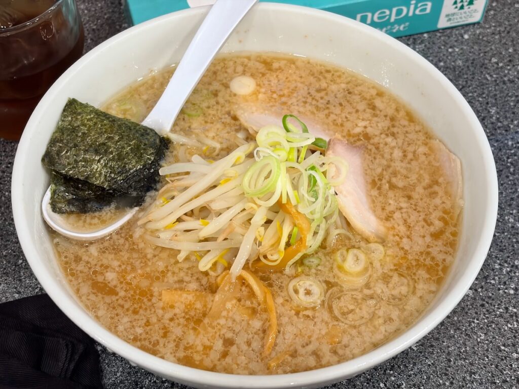 ハッスルラーメンホンマ篠崎店のハッスルラーメン
