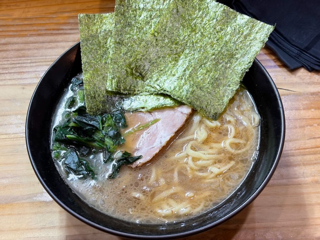 ラーメン巓のラーメン(並)