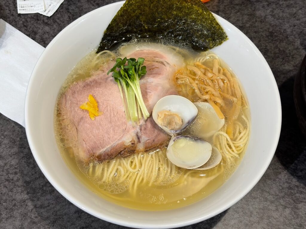 Ramen126のはまぐりそば 〜塩〜