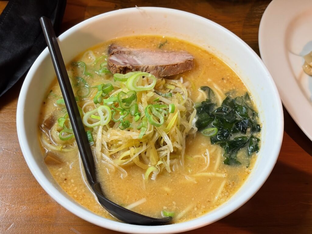 らーめんさつまっ子のネギ味噌ラーメン