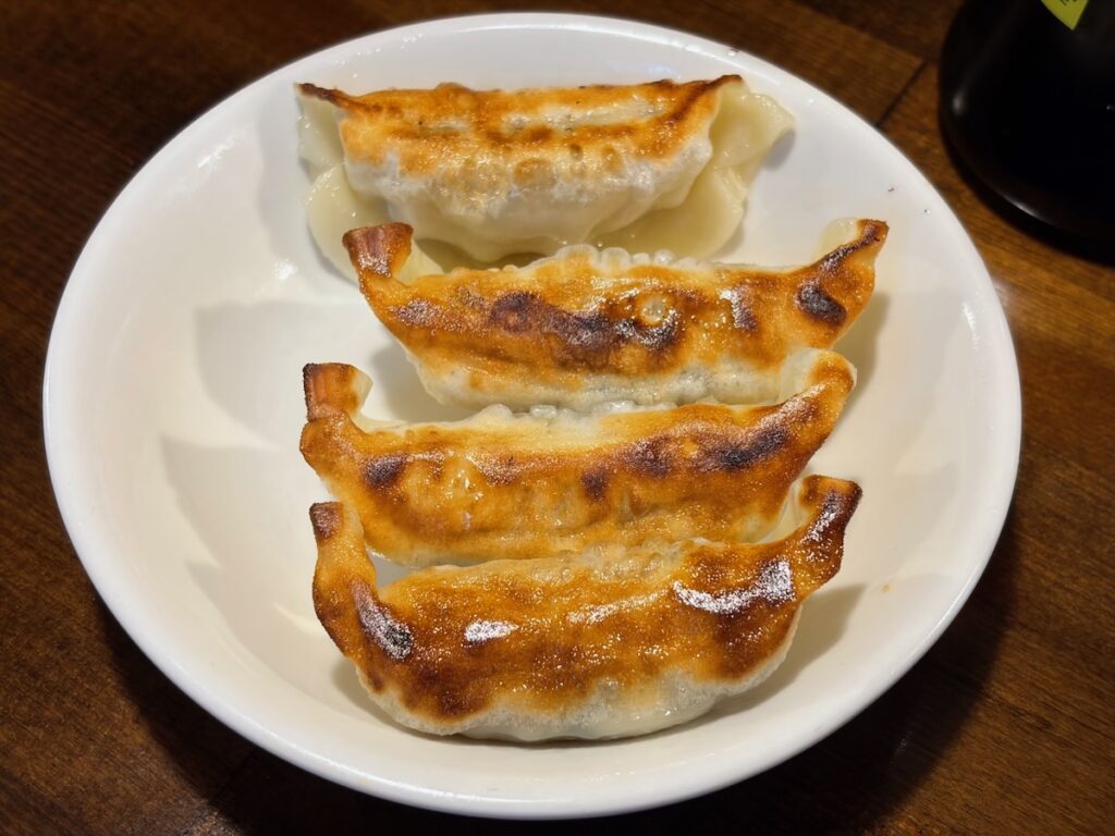 らーめんつけ麺光そばの餃子