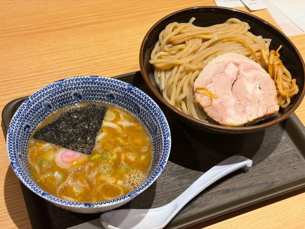 舎鈴シャポー本八幡店のつけめん(並)