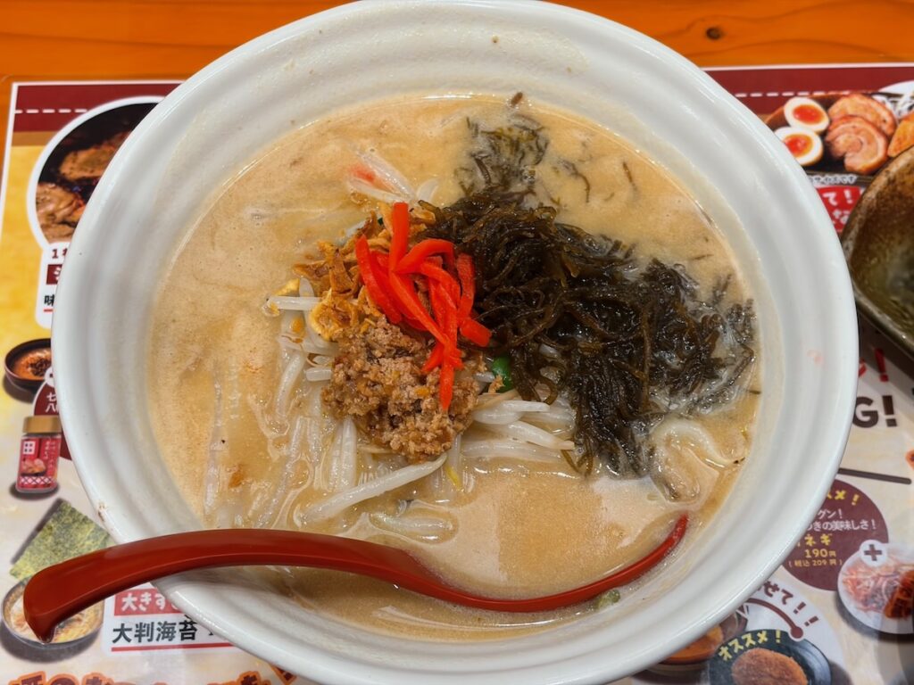麺場田所商店船堀店の沖縄味噌らーめん