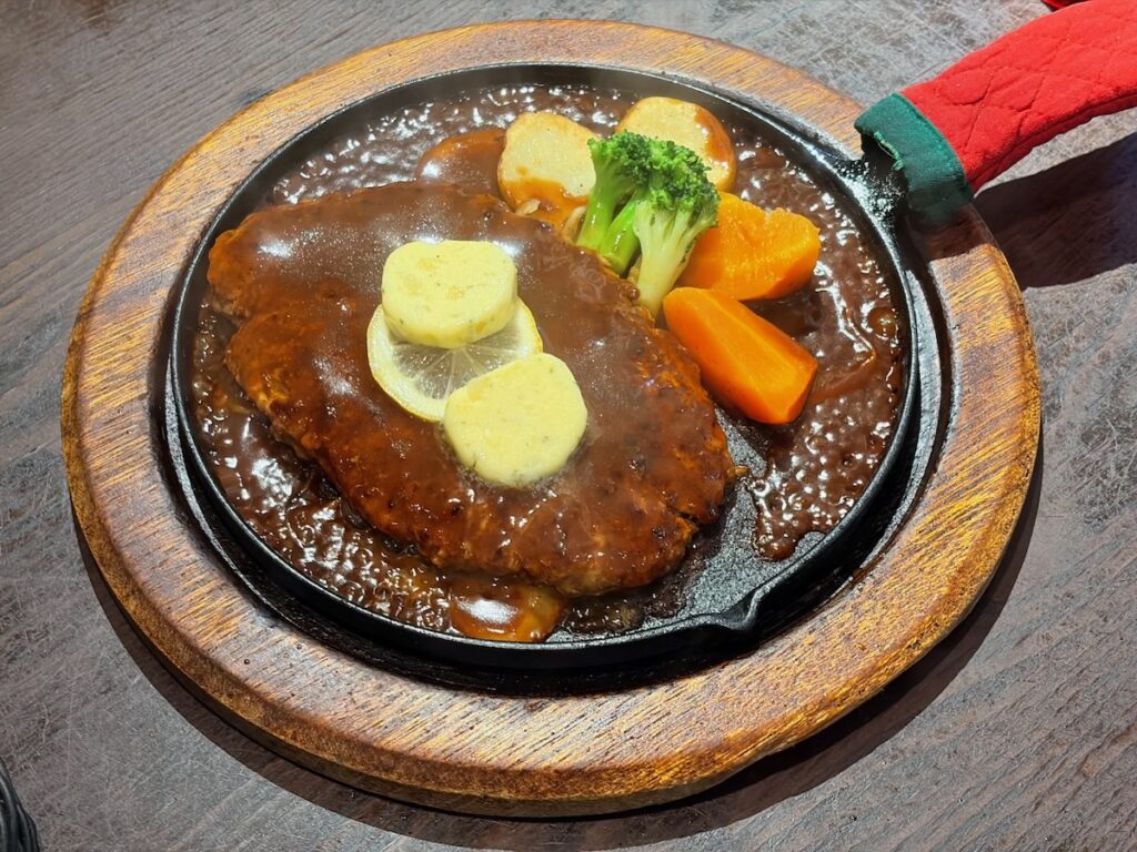 MARUKOのジャンボハンバーグ（320g）
