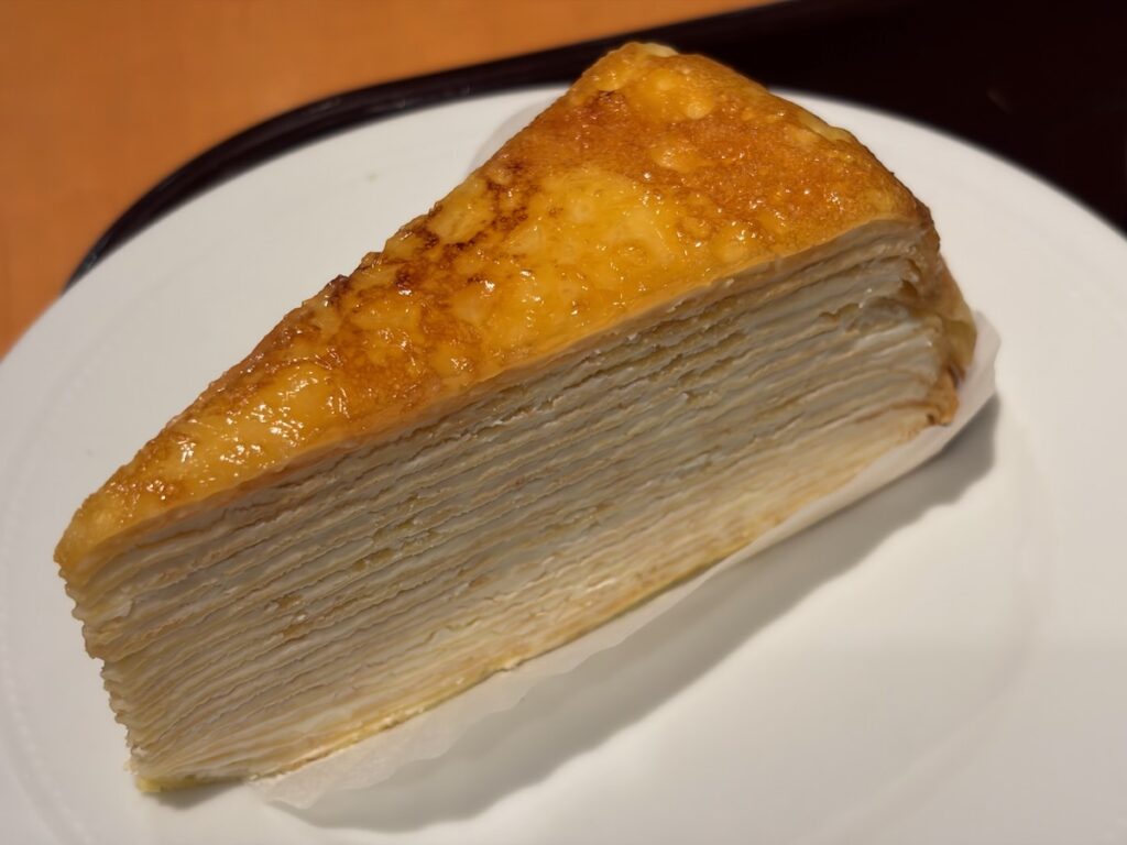 エクセルシオールカフェ新橋2丁目店のミルクレープ