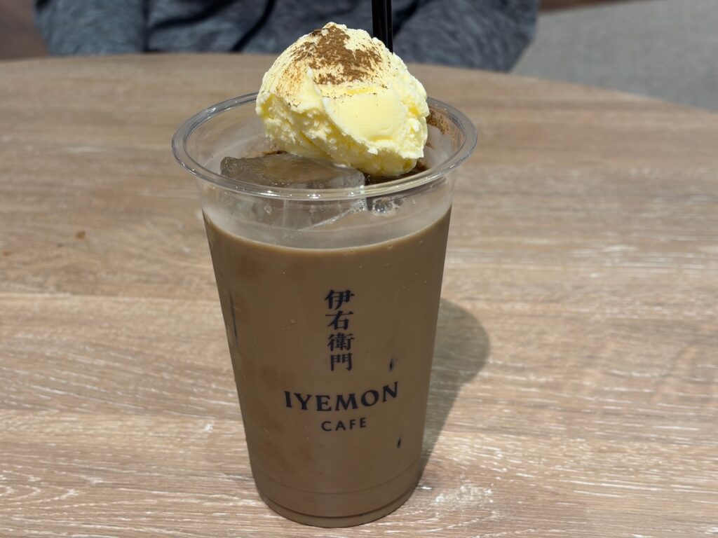 伊右衛門カフェららぽーとTOKYO-BAY店の和三盆ほうじ茶ラテフロート