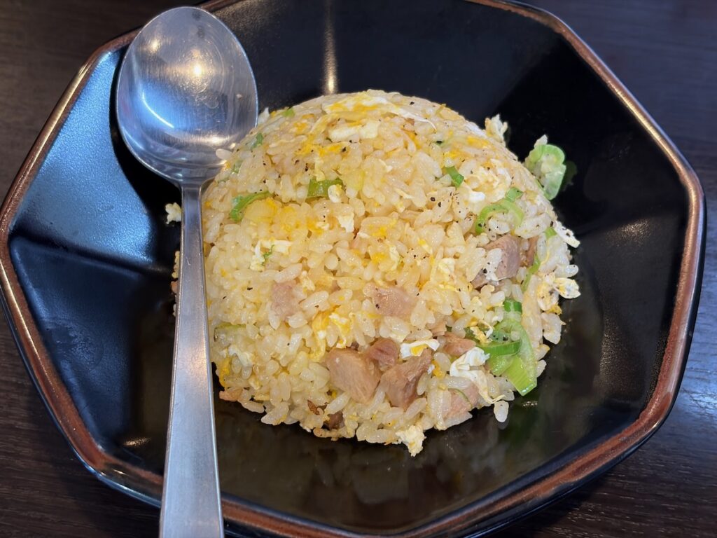 増田家西船橋店の半チャーハン