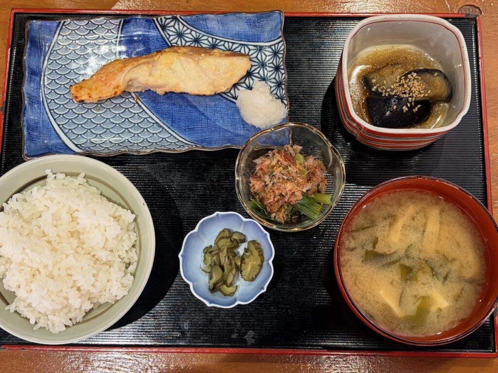 ごはん屋おかん!の鯛の西京漬け