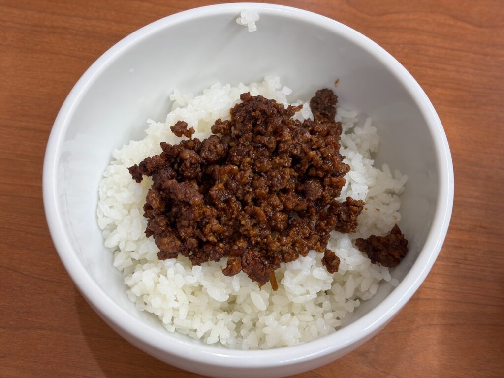 ラーメンばんだい篠崎店の肉みそめし